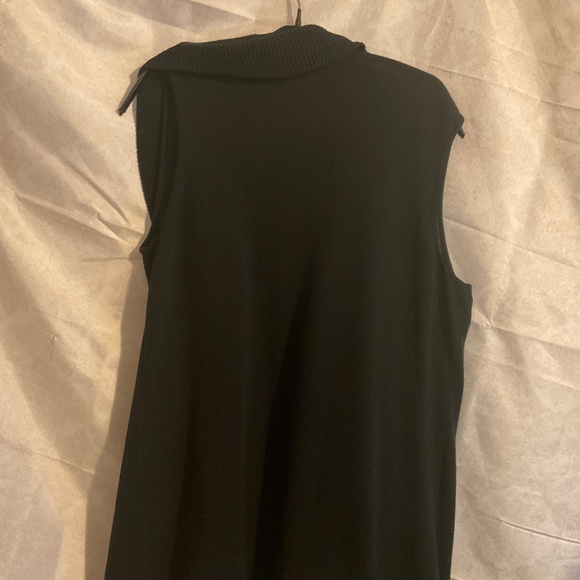 Sweater vest - Picture 2 of 5